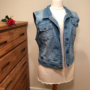 Super cute J. Jill Jeans vest XL in EUC